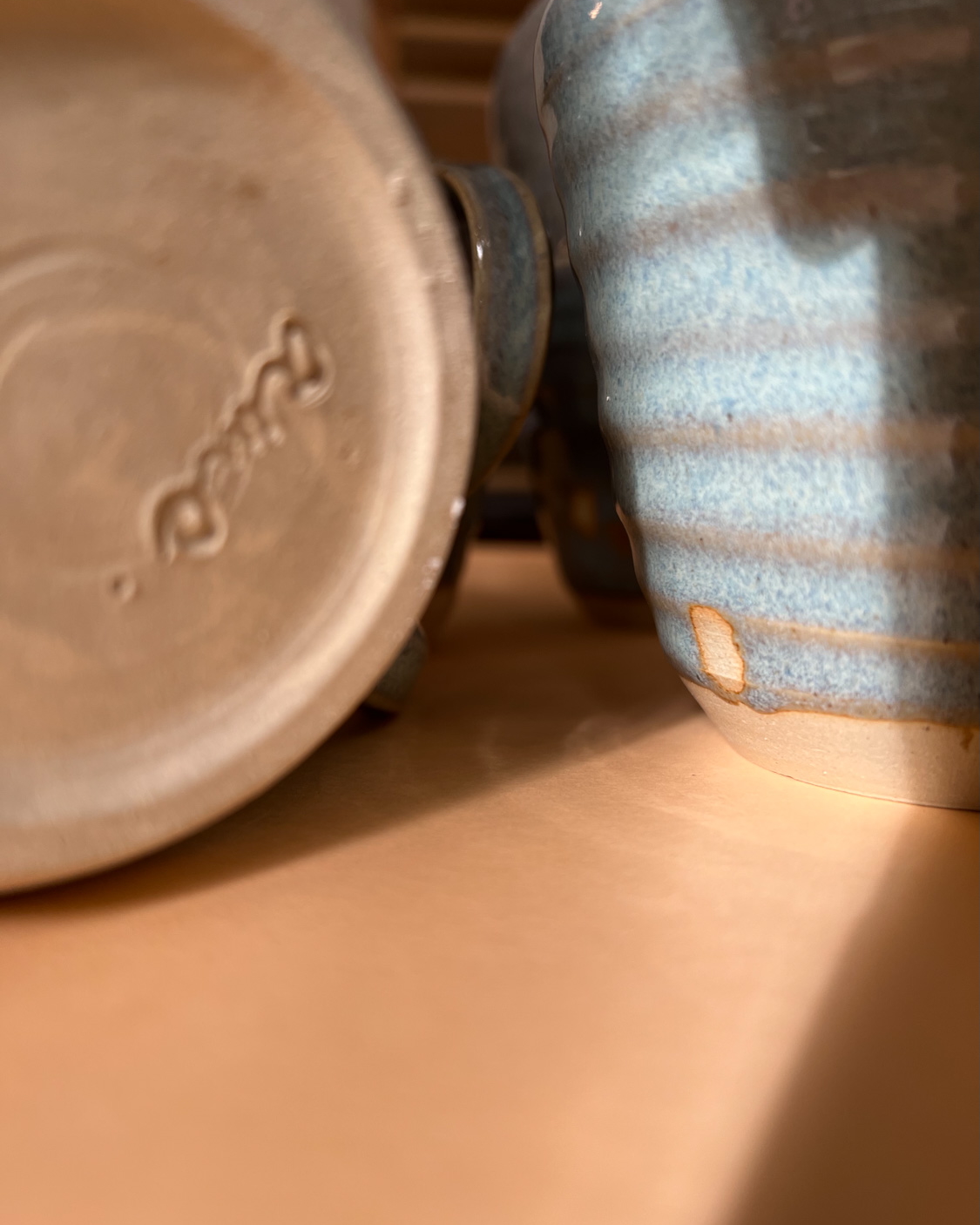 Grande tasse bleue belge - vague de réconfort 11 Grande tasse bleue belge - vague de réconfort – Image 11