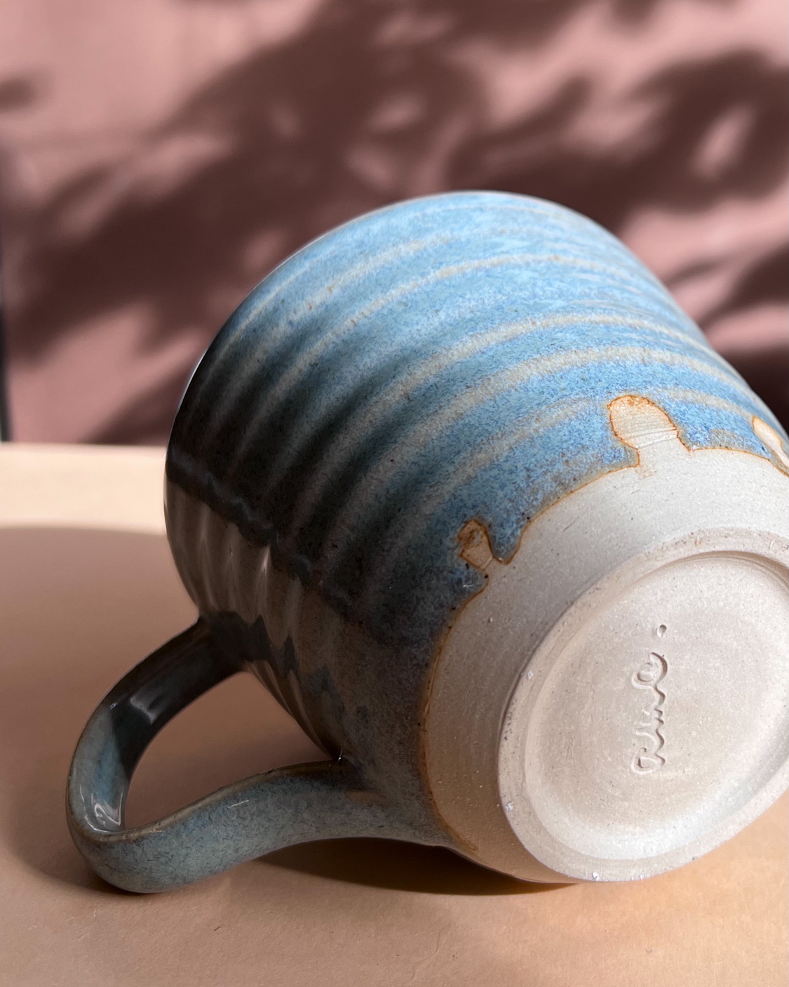 Grande tasse bleue belge - vague de réconfort 9 Grande tasse bleue belge - vague de réconfort – Image 9