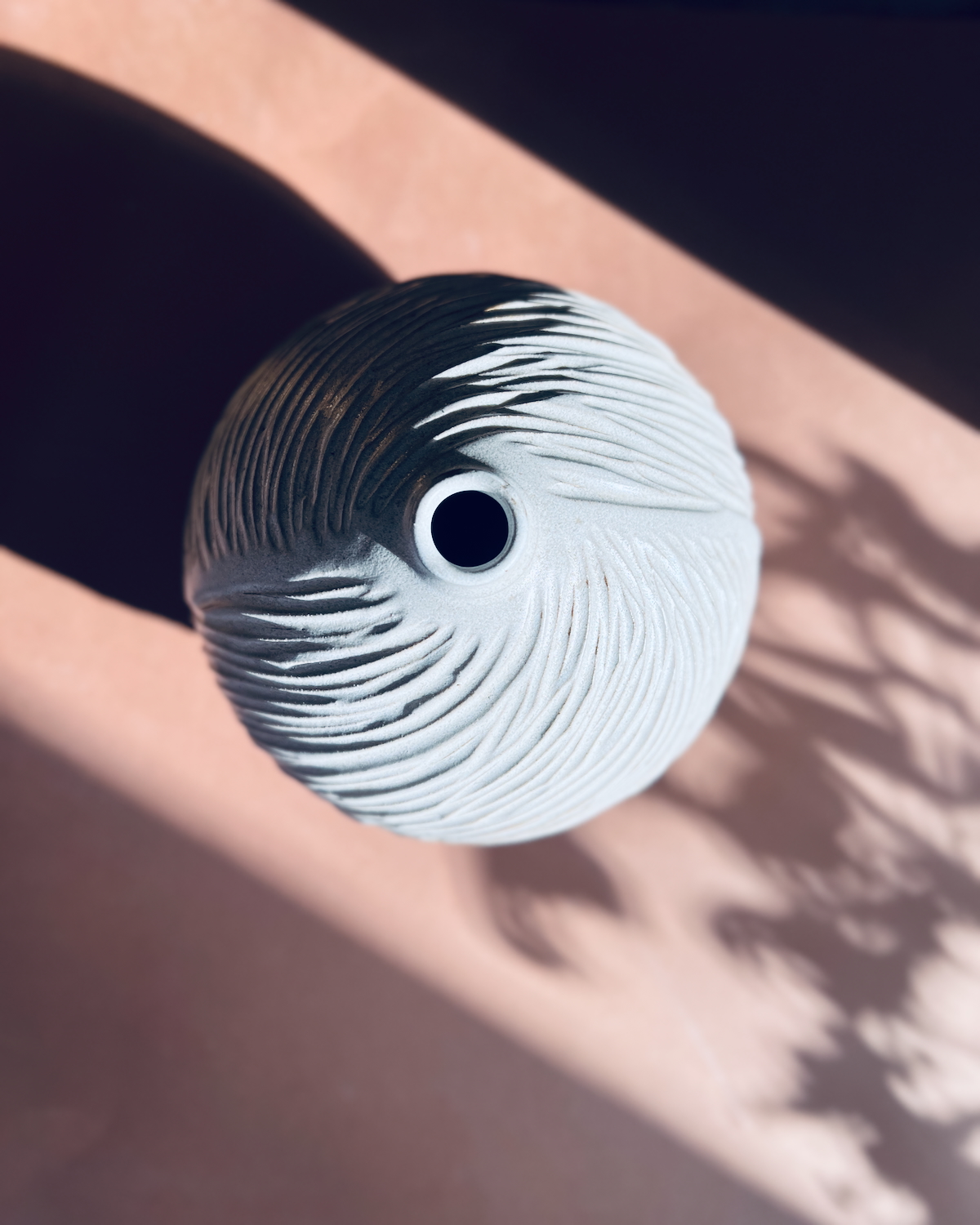 Le vase boule - lune des marées - lune des champs n°5 3 Le vase boule - lune des marées - lune des champs n°5 – Image 3